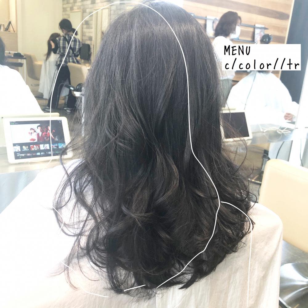 暗髪透明感 ダークグレージュ Vicca 南青山店 ヴィッカミナミアオヤマテン のヘアスタイル 美容院 美容室を予約するなら楽天ビューティ