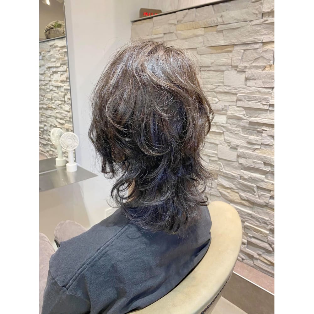 夏に似合う ミディアム ウルフカット カール Hair Make Opsis オプシス のヘアスタイル 美容院 美容室を予約するなら楽天ビューティ