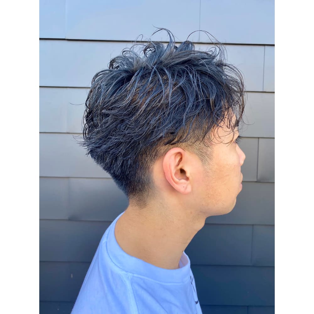 アップバング メンズパーマ アクイール アクイール のヘアスタイル 美容院 美容室を予約するなら楽天ビューティ アップバング メンズパーマ アクイール アクイール のヘアスタイル 美容院 美容室を予約するなら楽天ビューティ