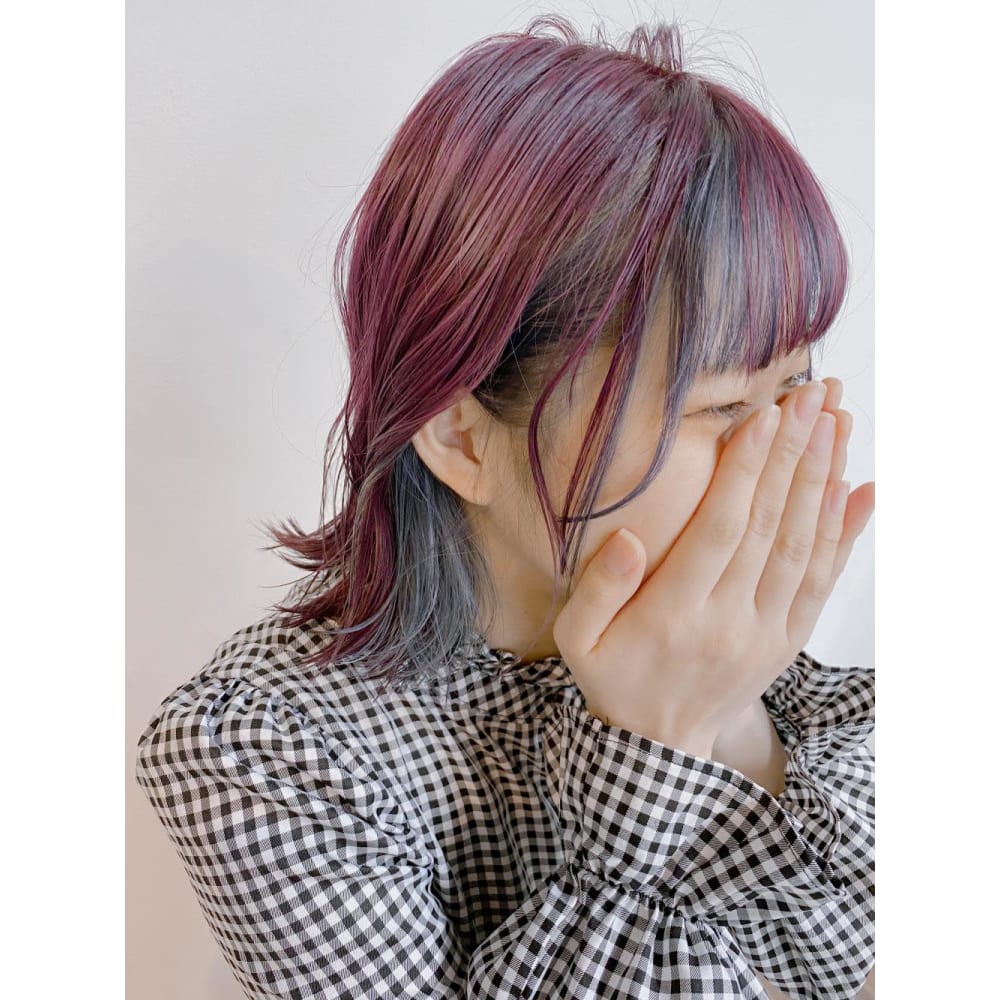 前髪インナーカラー Laviere By R Evolut ラヴィエールバイレボルト のヘアスタイル 美容院 美容室を予約するなら楽天ビューティ
