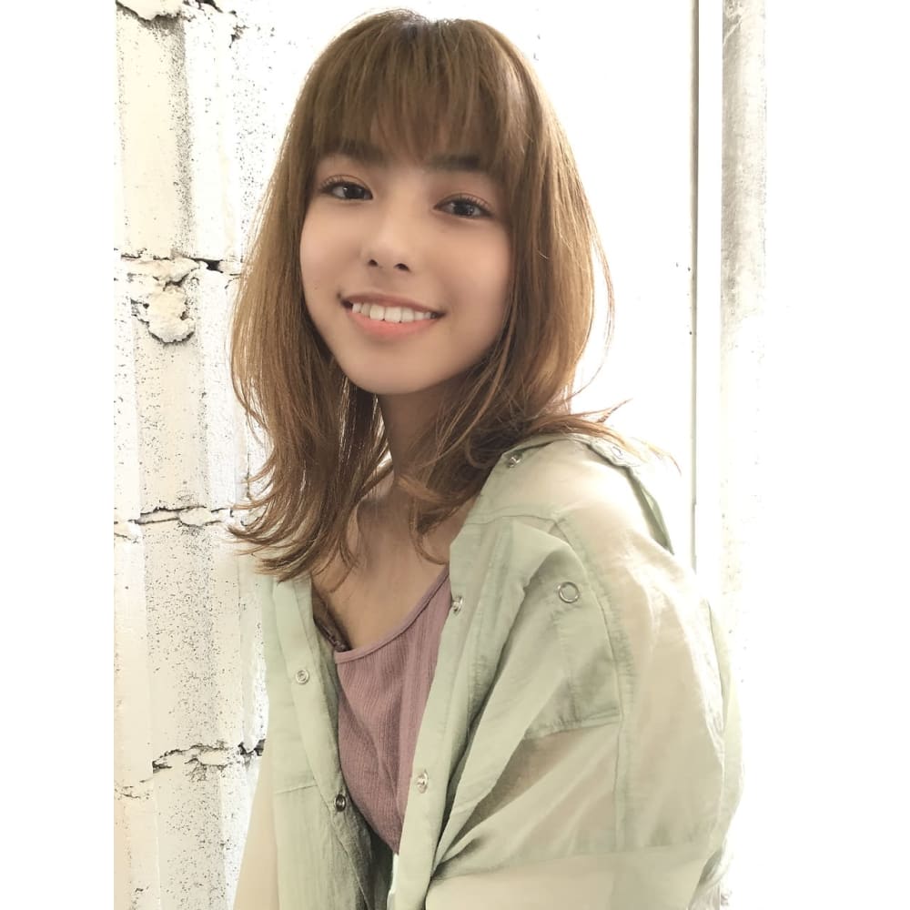 デパール 30代40代アッシュブラウン外ハネボブネオウルフ Depart 表参道 デパール オモテサンドウ のヘアスタイル 美容院 美容室を予約するなら楽天ビューティ