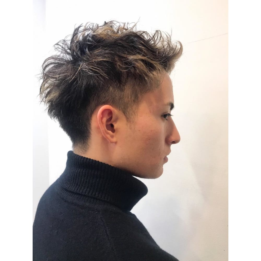 似合わせメンズ職人による ワイルドツーブロック ハイトーン Laviere By R Evolut ラヴィエールバイレボルト のヘアスタイル 美容院 美容室を予約するなら楽天ビューティ 似合わせメンズ職人による ワイルドツーブロック ハイトーン Laviere By R Evolut ラヴィエールバイレボルト のヘアスタイル 美容院 美容室を予約するなら楽天ビューティ