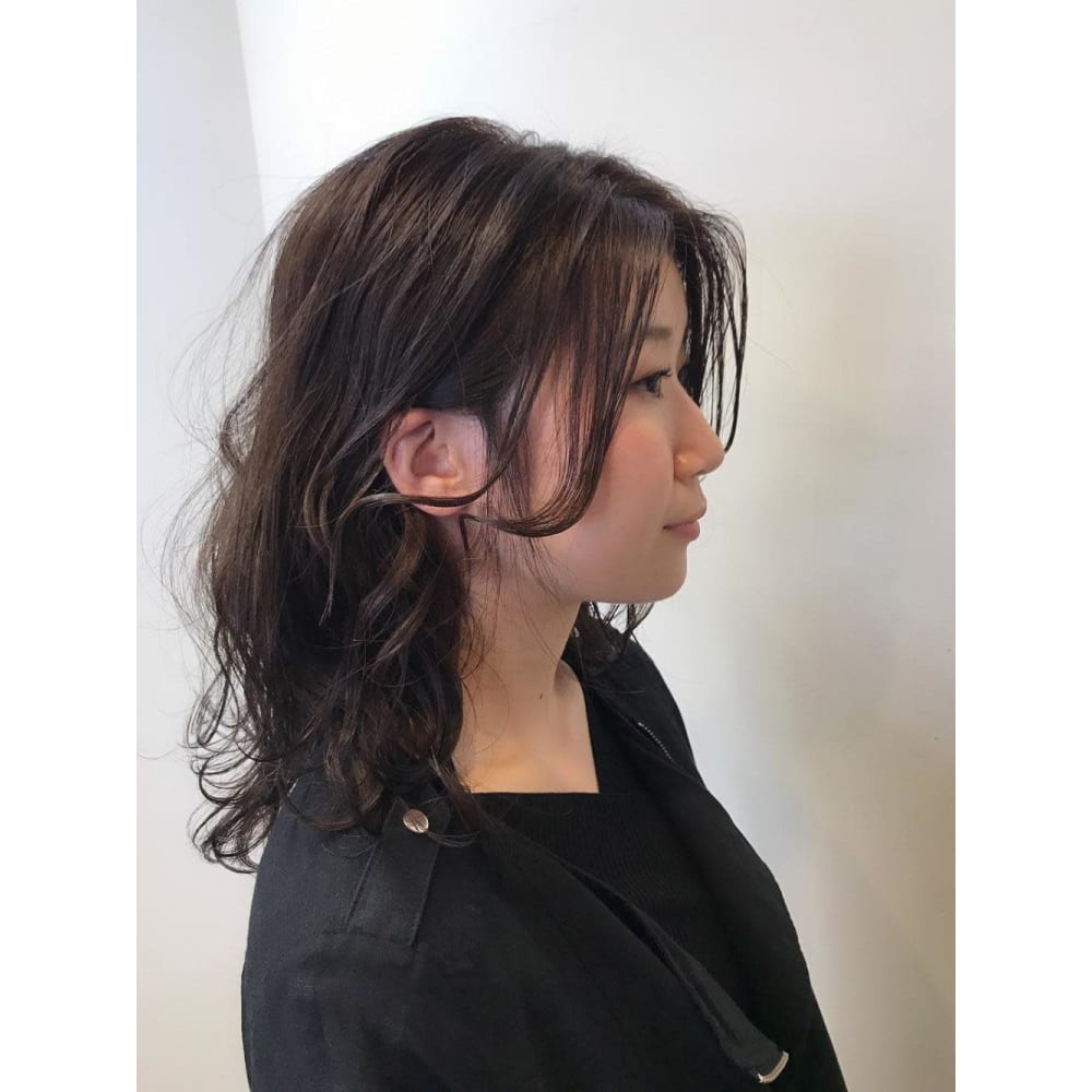 似合わせ小顔職人による コンサバ フェミニン Laviere By R Evolut ラヴィエールバイレボルト のヘアスタイル 美容院 美容室を予約するなら楽天ビューティ