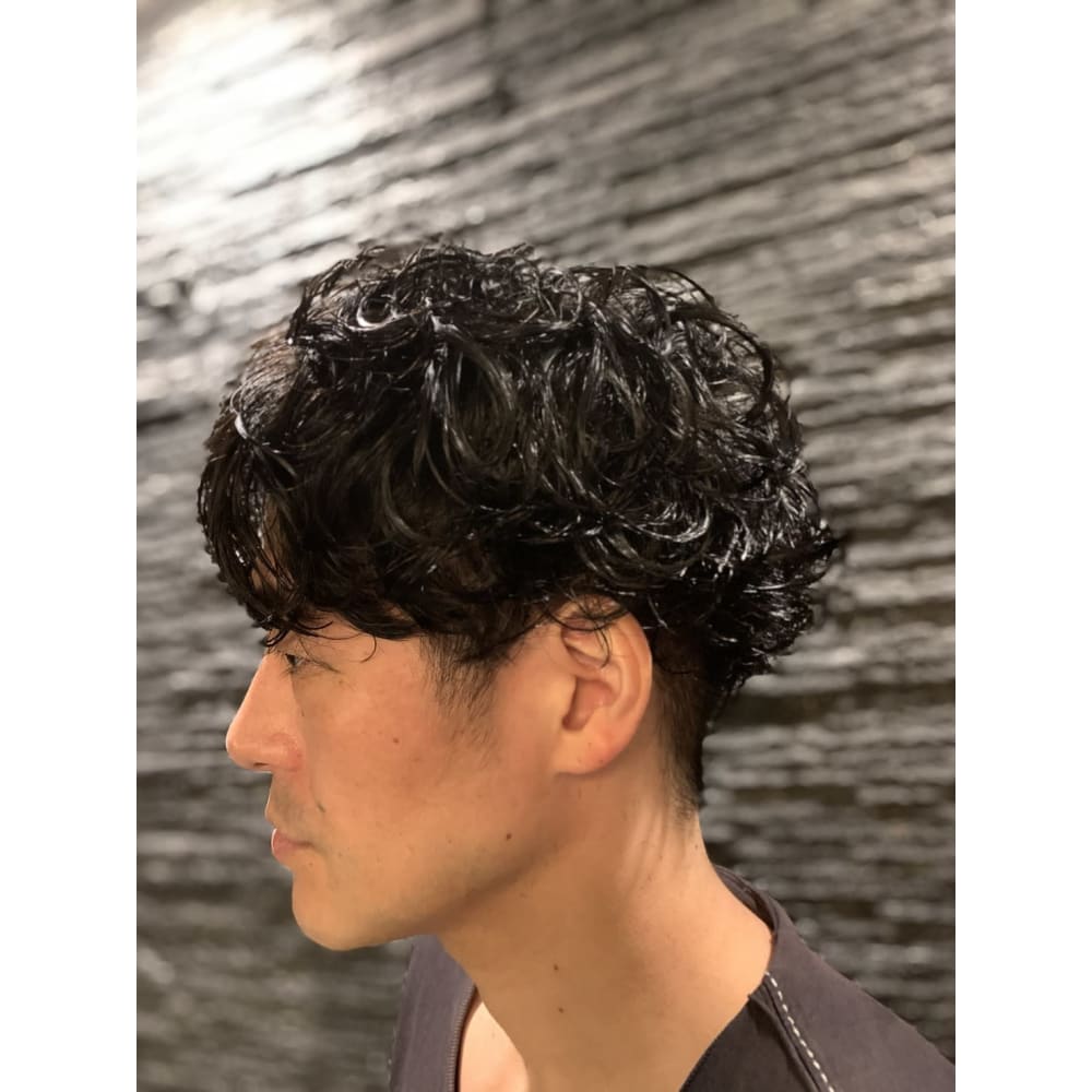無造作パーマ 理容室 銀座 メンズ ショート Hiro Ginza Hair Salon 銀座一丁目店 ヒロギンザヘアーサロン ギンザイッチョウメテン のヘアスタイル 美容院 美容室を予約するなら楽天ビューティ