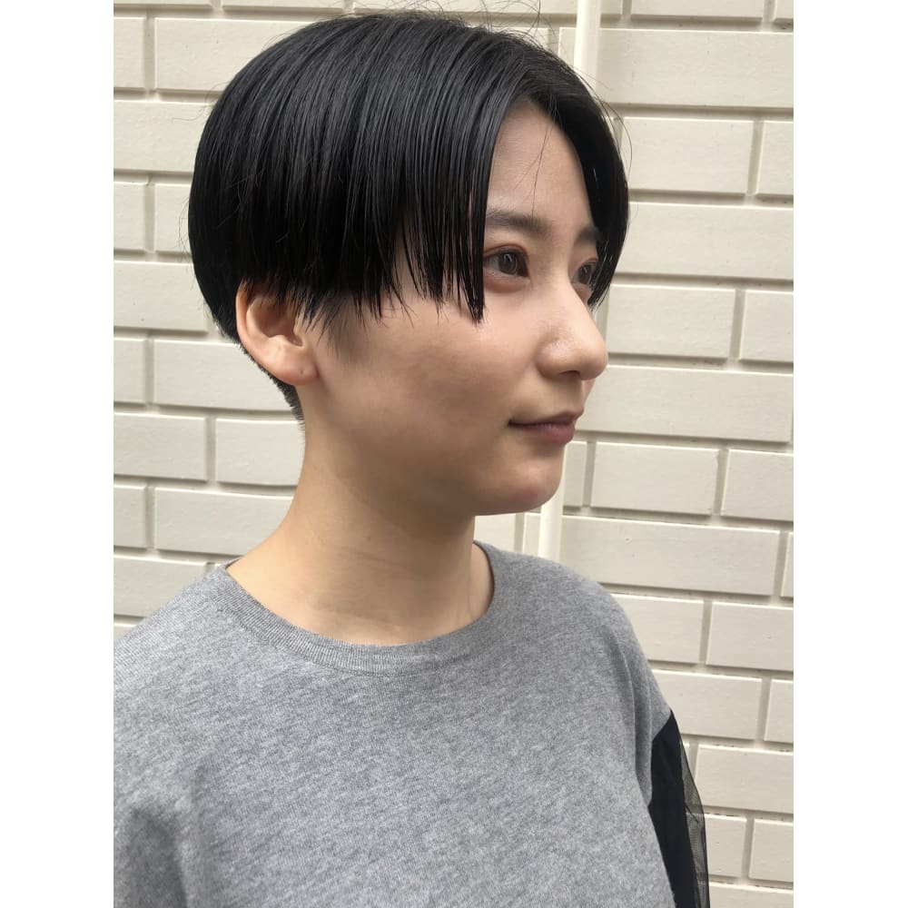 ハンサムショート Merci メルシー のヘアスタイル 美容院 美容室を予約するなら楽天ビューティ