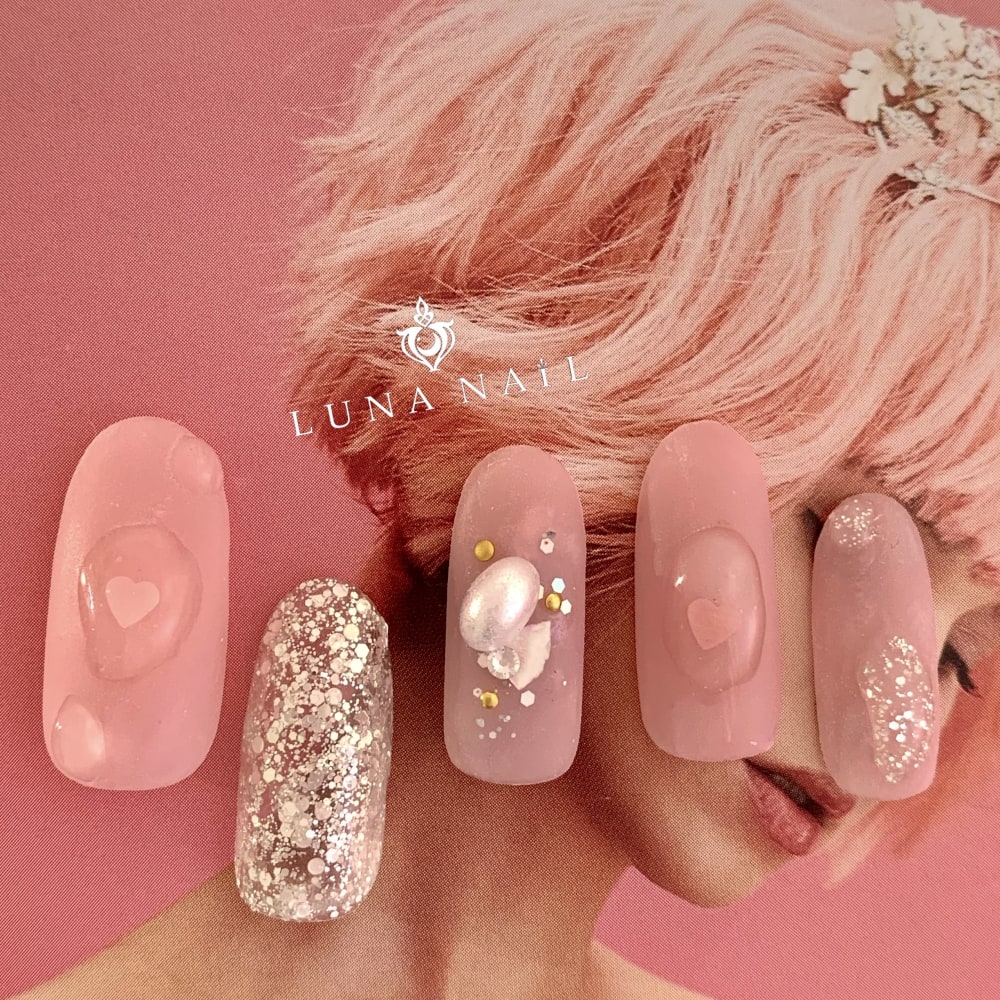 ピンク ハート Luna Nail ルナネイル のネイルデザイン ネイル まつげサロンを予約するなら楽天ビューティ