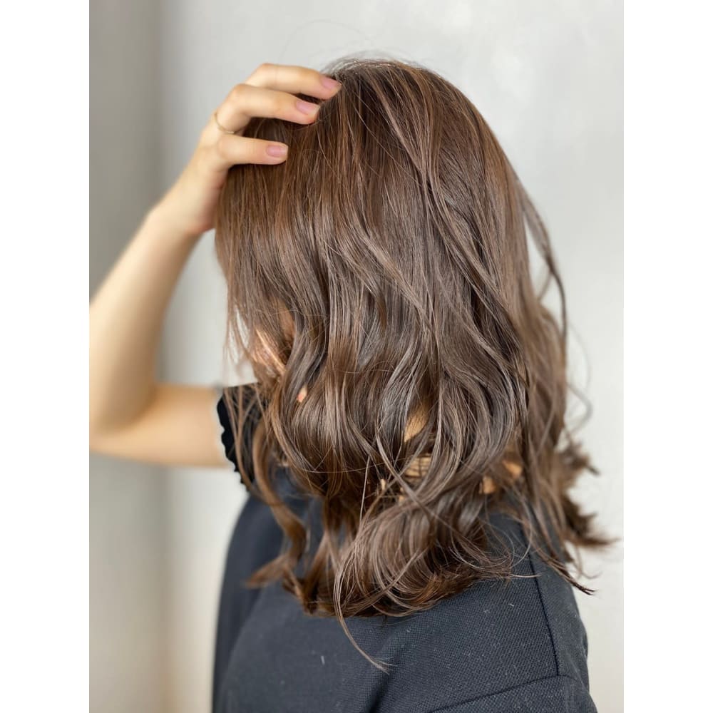 くすみカラー ラベージュ ポイントカラー 透明感カラー Brocante Luxbeブロカントラックスビー立川北口店 ブロカントラックスビータチカワキタグチテン のヘアスタイル 美容院 美容室を予約するなら楽天ビューティ