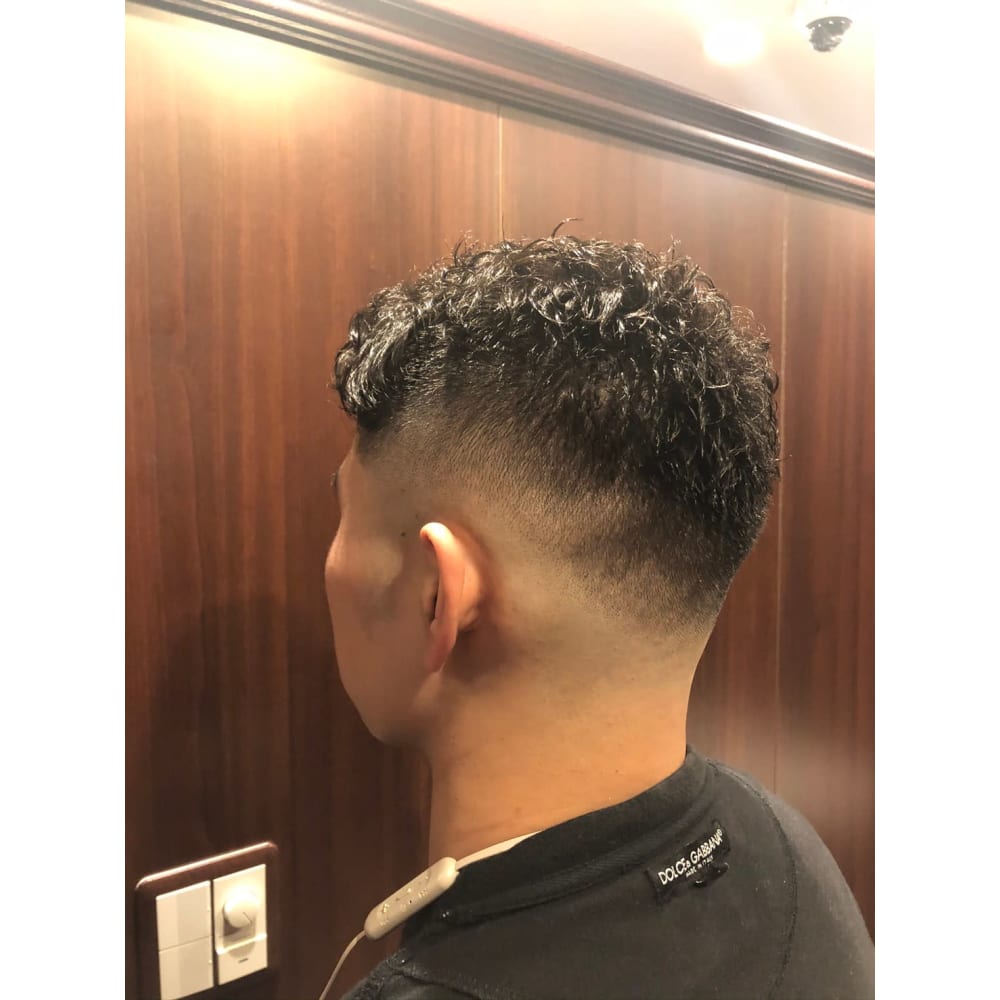 フェードスタイル Hiro Ginza Barber Shop 横浜 ヒロギンザ バーバーショップ ヨコハマ のヘアスタイル 美容院 美容室を予約するなら楽天ビューティ