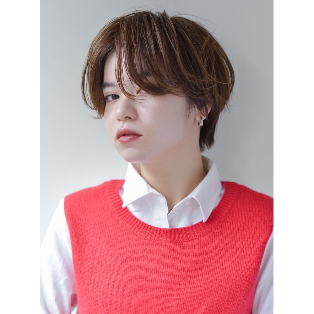 大人可愛い センターパートショートボブ Atelier Ittowa アトリエイトワ のヘアスタイル 美容院 美容室を予約するなら楽天ビューティ