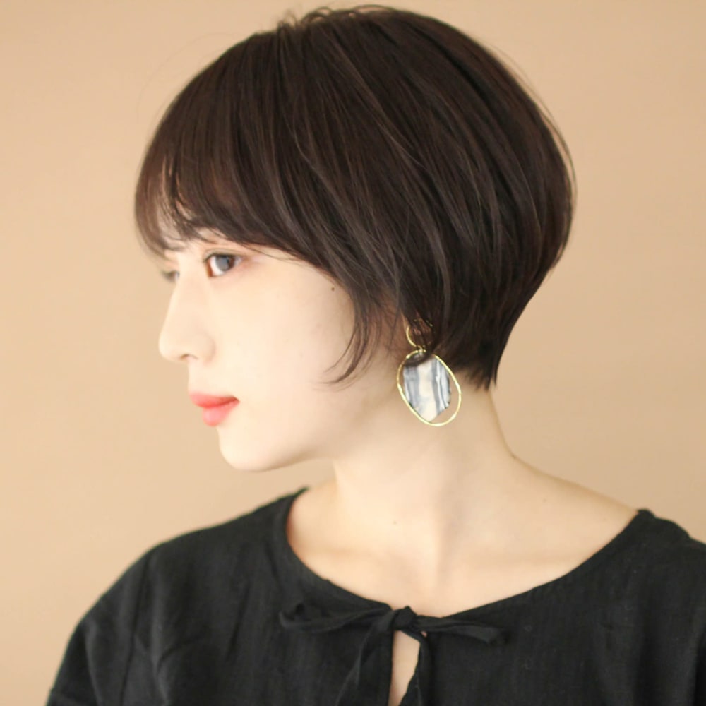 大人かわいい耳掛けショートカット Circus By Beautrium 青山 サーカスバイビュートリアム アオヤマ のヘアスタイル 美容院 美容室を予約するなら楽天ビューティ 大人かわいい耳掛けショートカット Circus By Beautrium 青山 サーカスバイビュートリアム アオヤマ のヘアスタイル 美容院 美容室を予約するなら楽天ビューティ