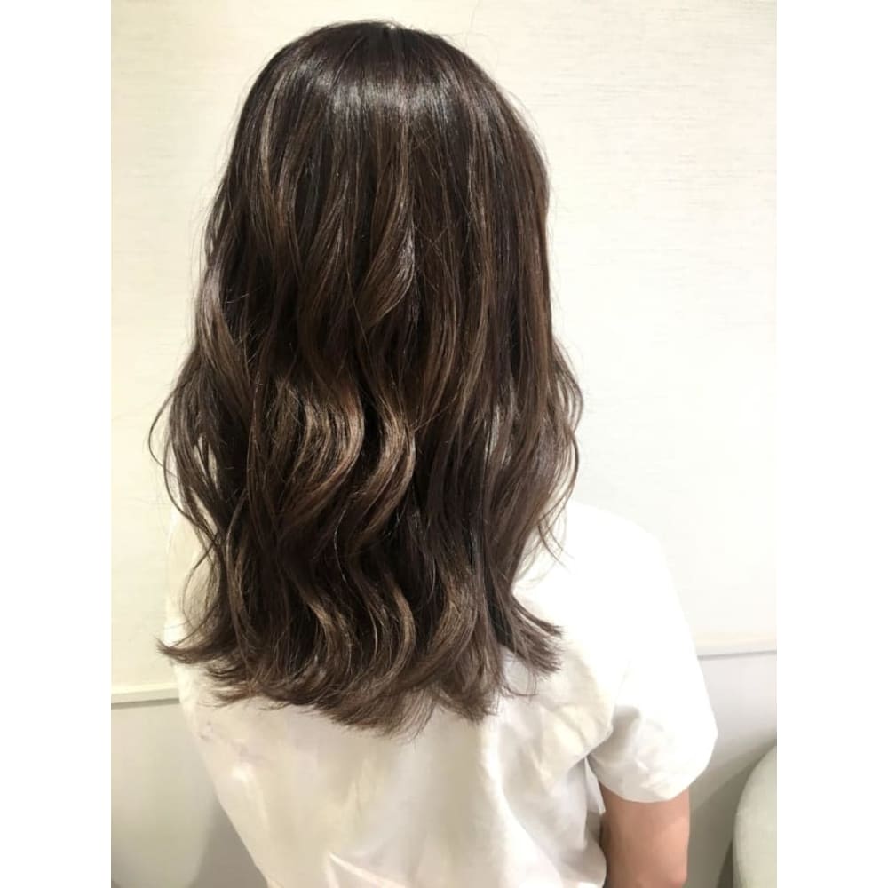 夏はデザインカラーが大人気 Ash 武蔵小杉店 アッシュ ムサシコスギテン のヘアスタイル 美容院 美容室を予約するなら楽天ビューティ 夏はデザインカラーが大人気 Ash 武蔵小杉店 アッシュ ムサシコスギテン のヘアスタイル 美容院 美容室を予約するなら楽天ビューティ