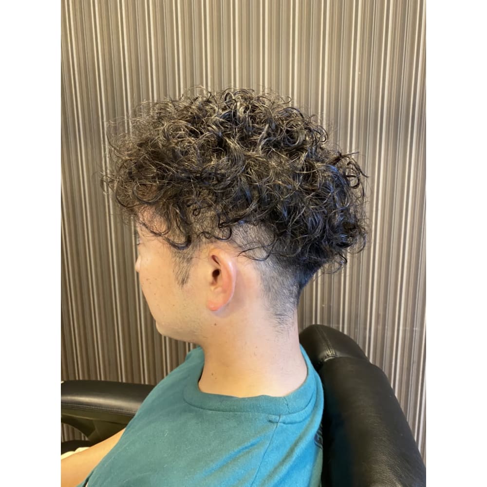 くるくるパーマ Grooming Hair Salon Sky スカイ のヘアスタイル 美容院 美容室を予約するなら楽天ビューティ