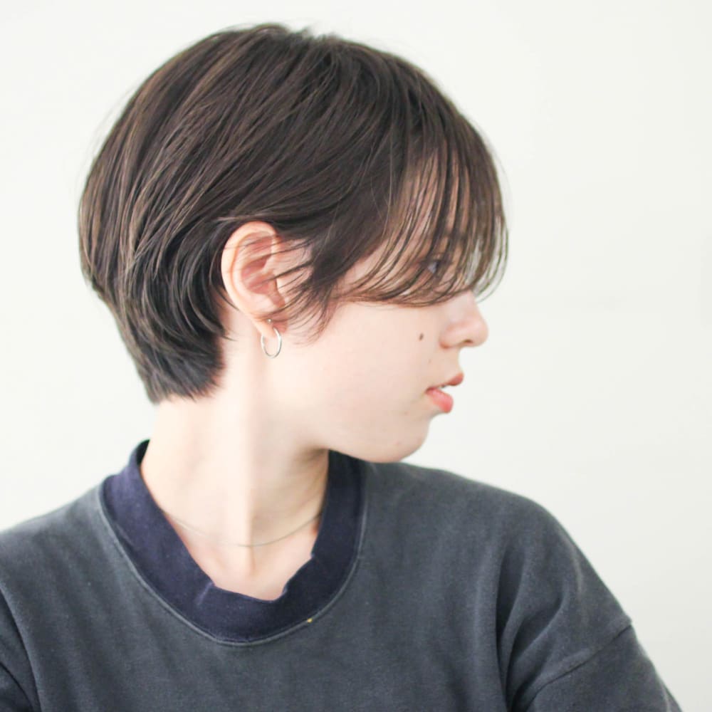 前髪長めのシースルーショートヘア Circus By Beautrium 青山 サーカスバイビュートリアム アオヤマ のヘアスタイル 美容院 美容室を予約するなら楽天ビューティ 前髪長めのシースルーショートヘア Circus By Beautrium 青山 サーカスバイビュートリアム アオヤマ のヘアスタイル 美容院 美容室を予約するなら楽天ビューティ
