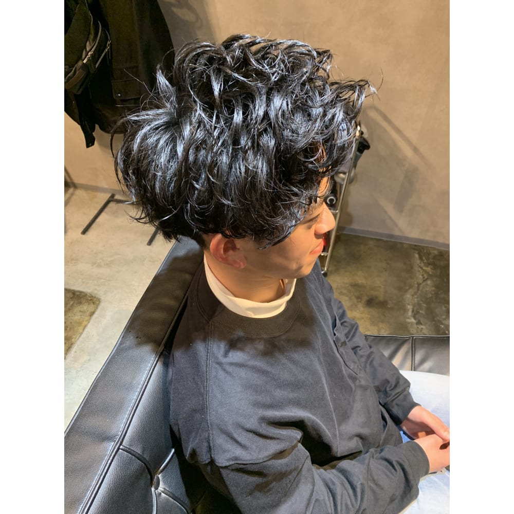 スパイラルパーマ Men S Hair Spice 駅前店 メンズ ヘア スパイス エキマエテン のヘアスタイル 美容院 美容室を予約するなら楽天ビューティ
