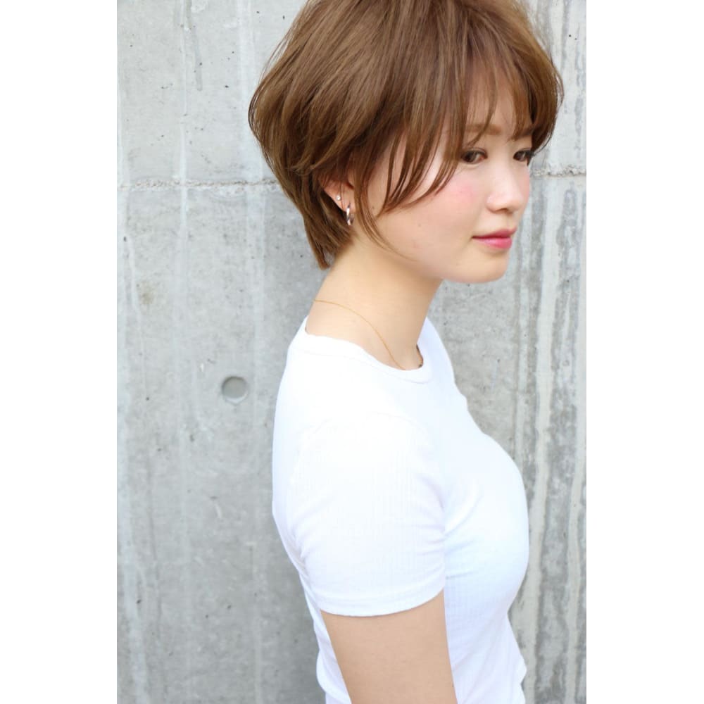 Alts ミルクティーベージュ フェミニンショート Alts アルツ のヘアスタイル 美容院 美容室を予約するなら楽天ビューティ
