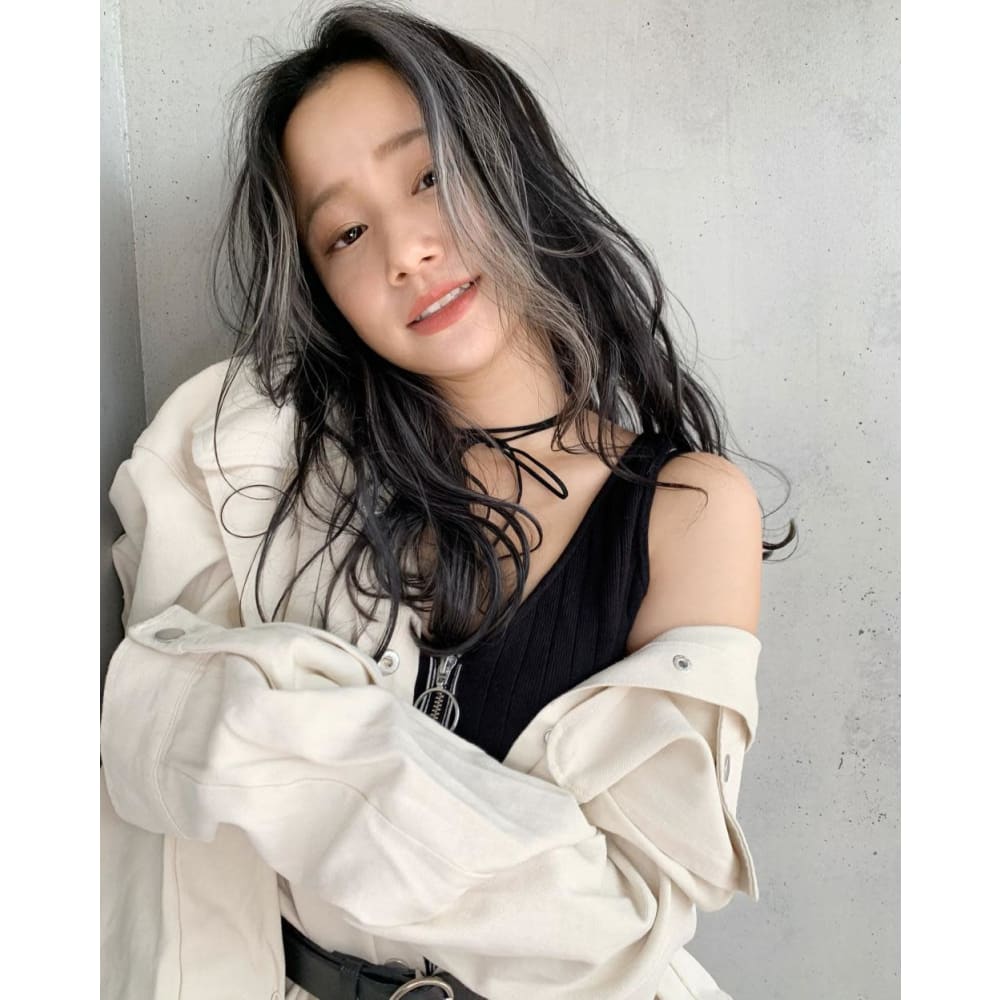 フェイスフレーミング ハイライト Ark Ing アークイング のヘアスタイル 美容院 美容室を予約するなら楽天ビューティ