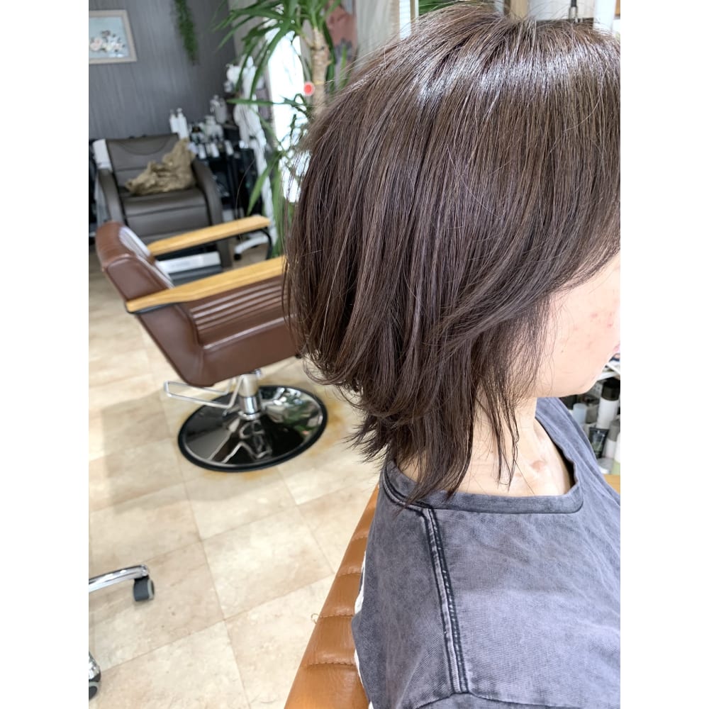 外ハネショートウルフ Vicella ヴィセラ のヘアスタイル 美容院 美容室を予約するなら楽天ビューティ