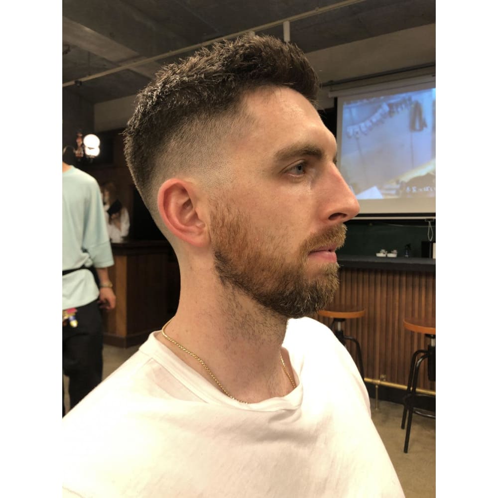 シンプルショート ソフトモヒカン フェードカット Assort Tokyo アソートトウキョウ のヘアスタイル 美容院 美容室を予約するなら楽天ビューティ シンプルショート ソフトモヒカン フェードカット Assort Tokyo アソートトウキョウ のヘアスタイル 美容院 美容室を予約するなら楽天ビューティ