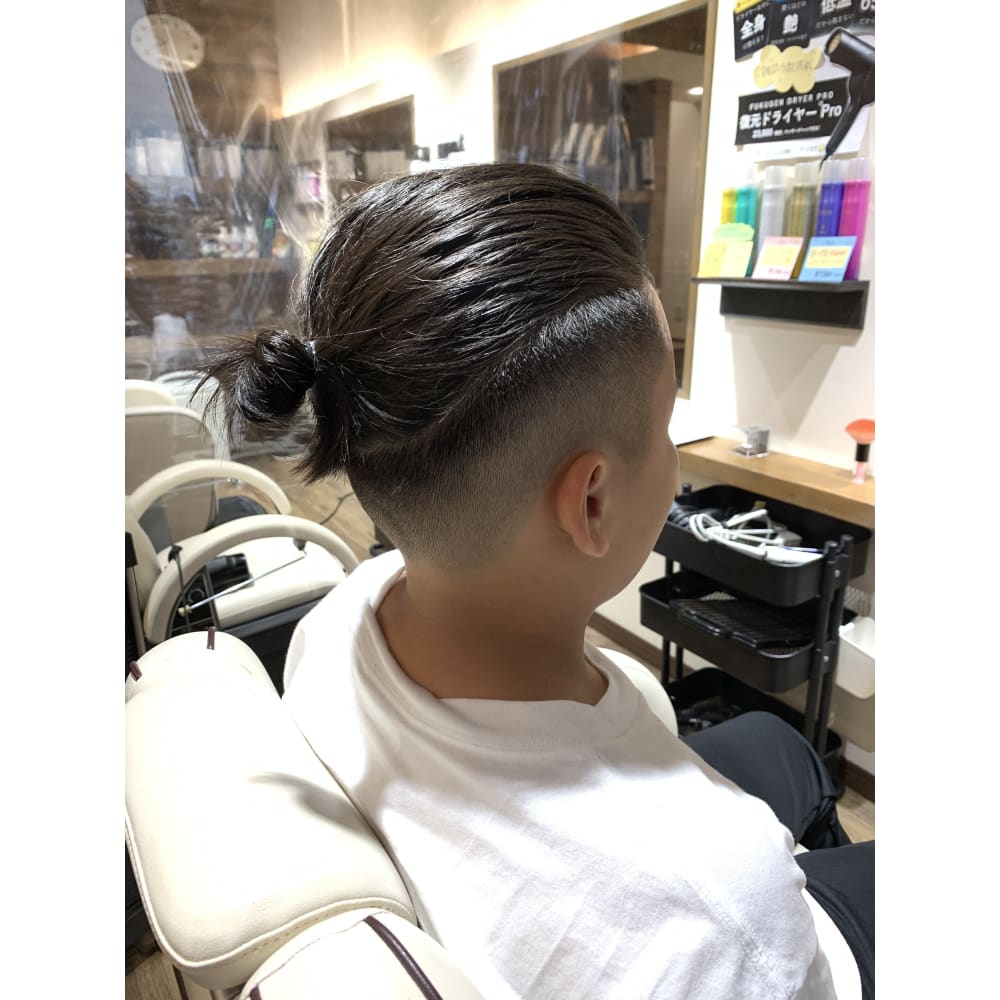 マンバンスタイル Needs Hair ニーズヘアー のヘアスタイル 美容院 美容室を予約するなら楽天ビューティ マンバンスタイル Needs Hair ニーズヘアー のヘアスタイル 美容院 美容室を予約するなら楽天ビューティ
