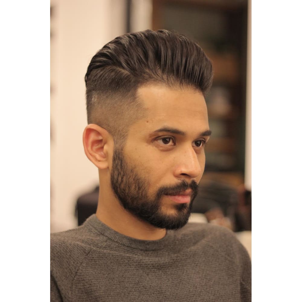 スリックバック Assort Tokyo アソートトウキョウ のヘアスタイル 美容院 美容室を予約するなら楽天ビューティ