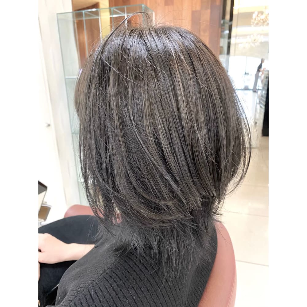 Qualis レディース カラーリング アッシュグレー Qualis 上板橋店 クオリスカミイタバシテン のヘアスタイル 美容院 美容室を予約するなら楽天ビューティ