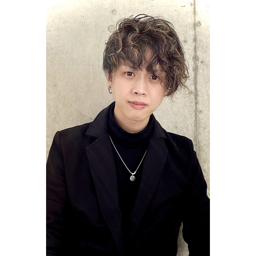 徳本 達彦 Jeana Harbor ジーナハーバー のスタッフ 美容院 美容室を予約するなら楽天ビューティ