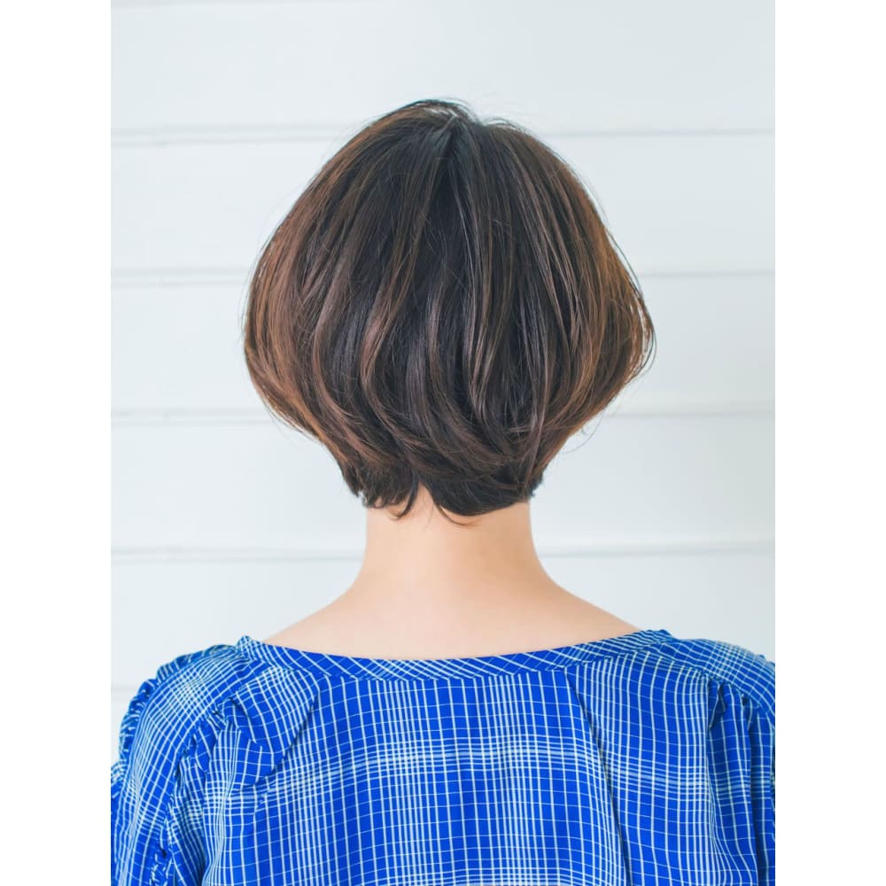 小顔に見えるやわらかショートヘア Little Lulu 梅田 リトルルル のヘアスタイル 美容院 美容室を予約するなら楽天ビューティ 小顔に見えるやわらかショートヘア Little Lulu 梅田 リトルルル のヘアスタイル 美容院 美容室を予約するなら楽天ビューティ