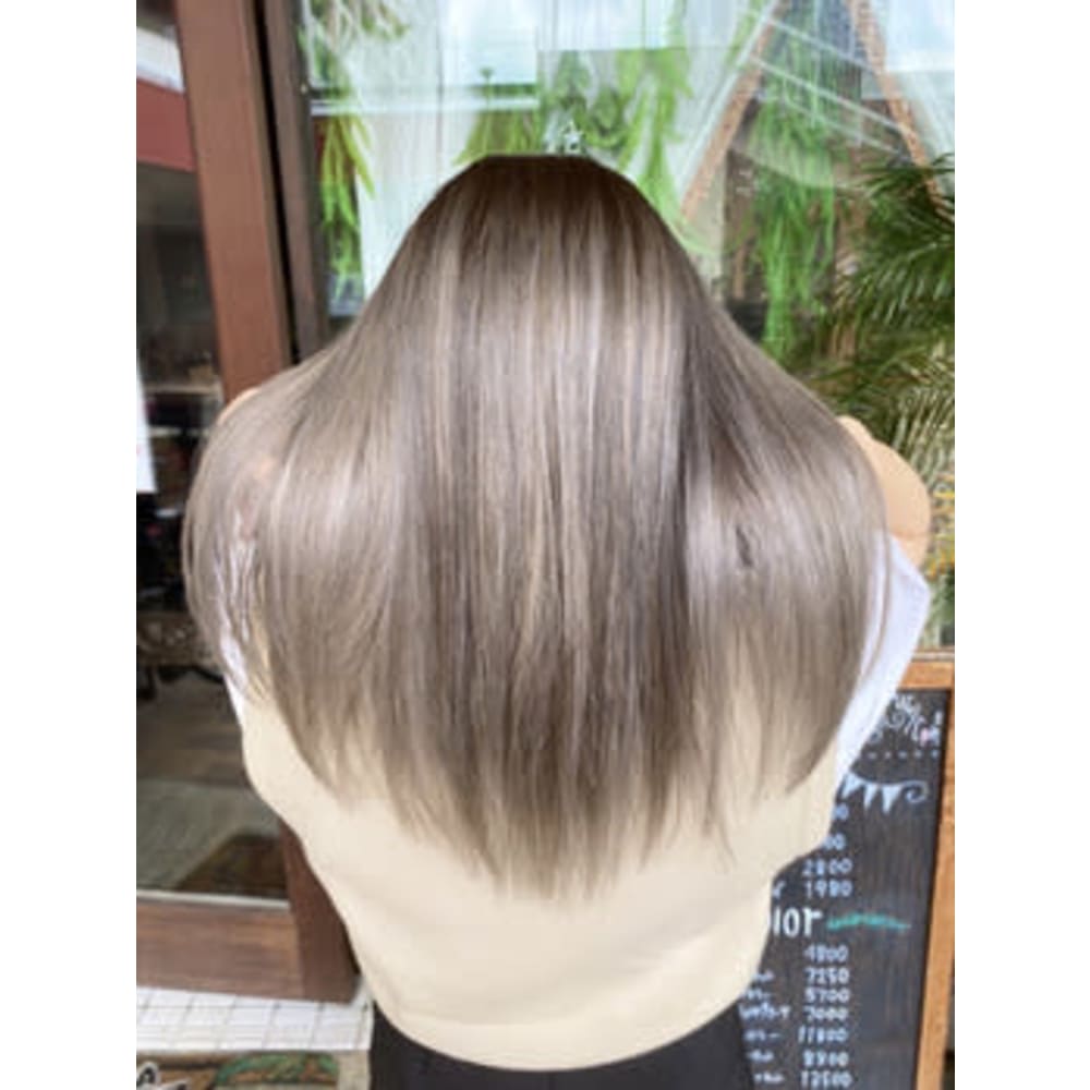 ダブルカラー ハイライト 外国人風 イルミナカラー デザインカラーが得意なサロン Jasmine ジャスミン のこだわり特集 美容院 美容室を予約するなら楽天ビューティ