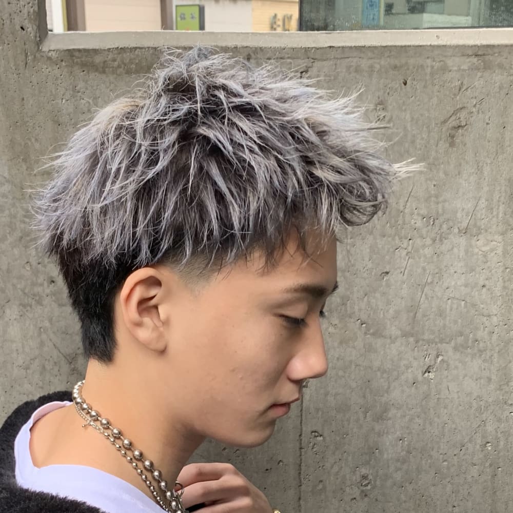 東京メンズ有名サロン出身内堀 シルバーアップバング Matisse マティス のヘアスタイル 美容院 美容室を予約するなら楽天ビューティ 東京メンズ有名サロン出身内堀 シルバーアップバング Matisse マティス のヘアスタイル 美容院 美容室を予約するなら楽天ビューティ