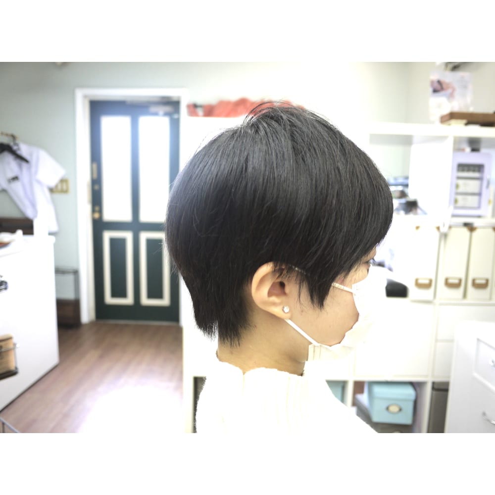 ボーイッシュショート Coiffure コワフュール のヘアスタイル 美容院 美容室を予約するなら楽天ビューティ ボーイッシュショート Coiffure コワフュール のヘアスタイル 美容院 美容室を予約するなら楽天ビューティ