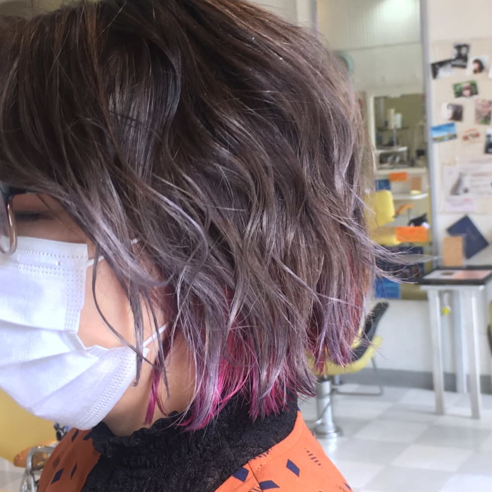 鬼滅の刃 魘夢 風インナーピンクグラデーション ベストヘアー 上本郷店 ベストヘアーカミホンゴウテン のヘアスタイル 美容院 美容室を予約するなら楽天ビューティ