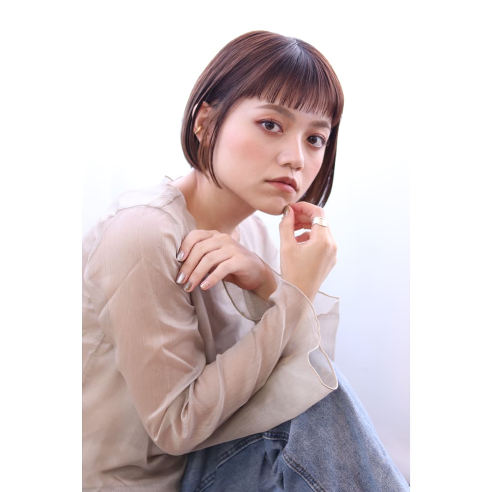 Marche とや ショートバングミニボブ 透け感インナー Marche マルシェ のヘアスタイル 美容院 美容室を予約するなら楽天ビューティ
