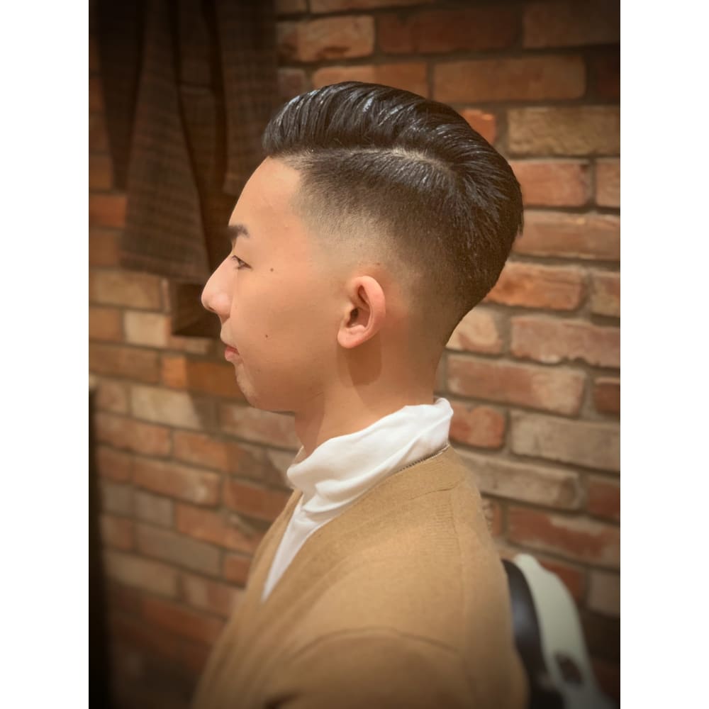 キレイ目大人バーバースタイル 理容室 大手町 丸の内 有楽町 Hiro Ginza Barber Shop 丸の内 ヒロギンザバーバーショップ マルノウチ のヘアスタイル 美容院 美容室を予約するなら楽天ビューティ