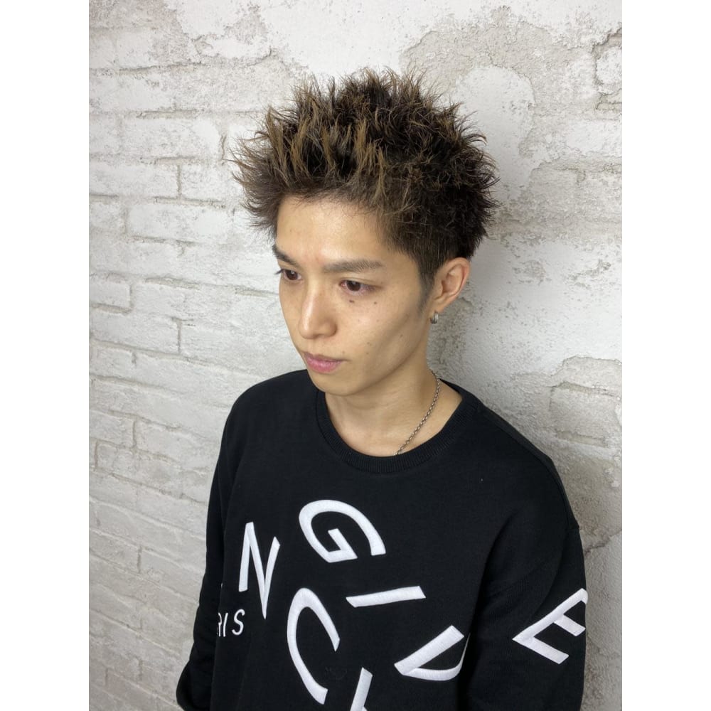 ツンツンスパイキー ベリーショート 刈り上げ Prize Iris 池袋東口店 プライズアイリス イケブクロヒガシグチテン のヘアスタイル 美容院 美容室を予約するなら楽天ビューティ