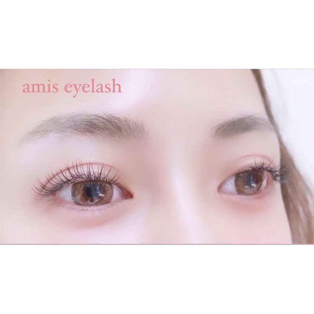 amis eyelash