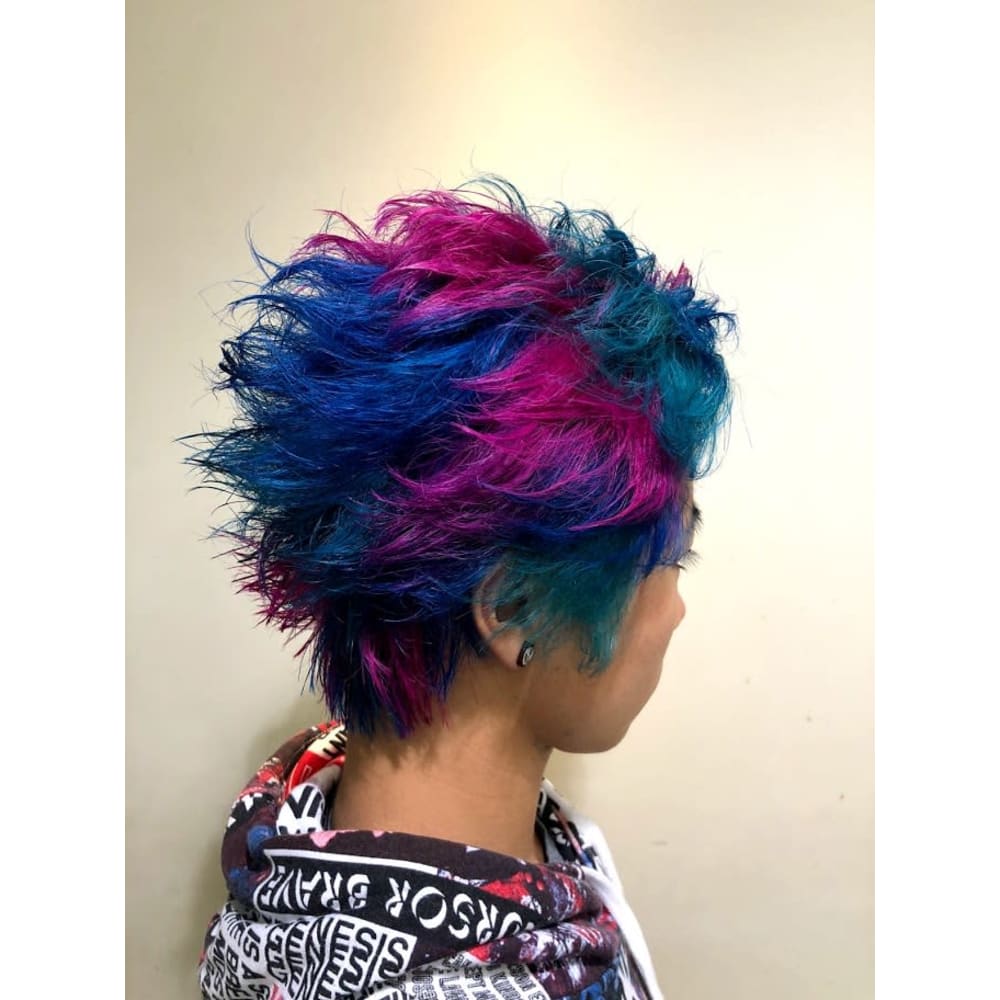 レインボーカラー E M A Assort イーエムエーアソート のヘアスタイル 美容院 美容室を予約するなら楽天ビューティ レインボーカラー E M A Assort イーエムエーアソート のヘアスタイル 美容院 美容室を予約するなら楽天ビューティ