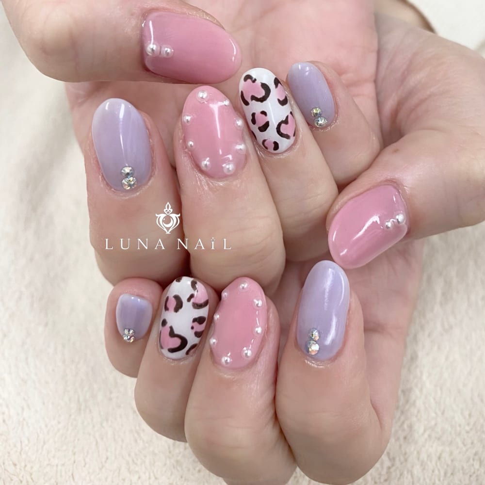 パステル ヒョウ柄 Luna Nail ルナネイル のネイルデザイン ネイル まつげサロンを予約するなら楽天ビューティ