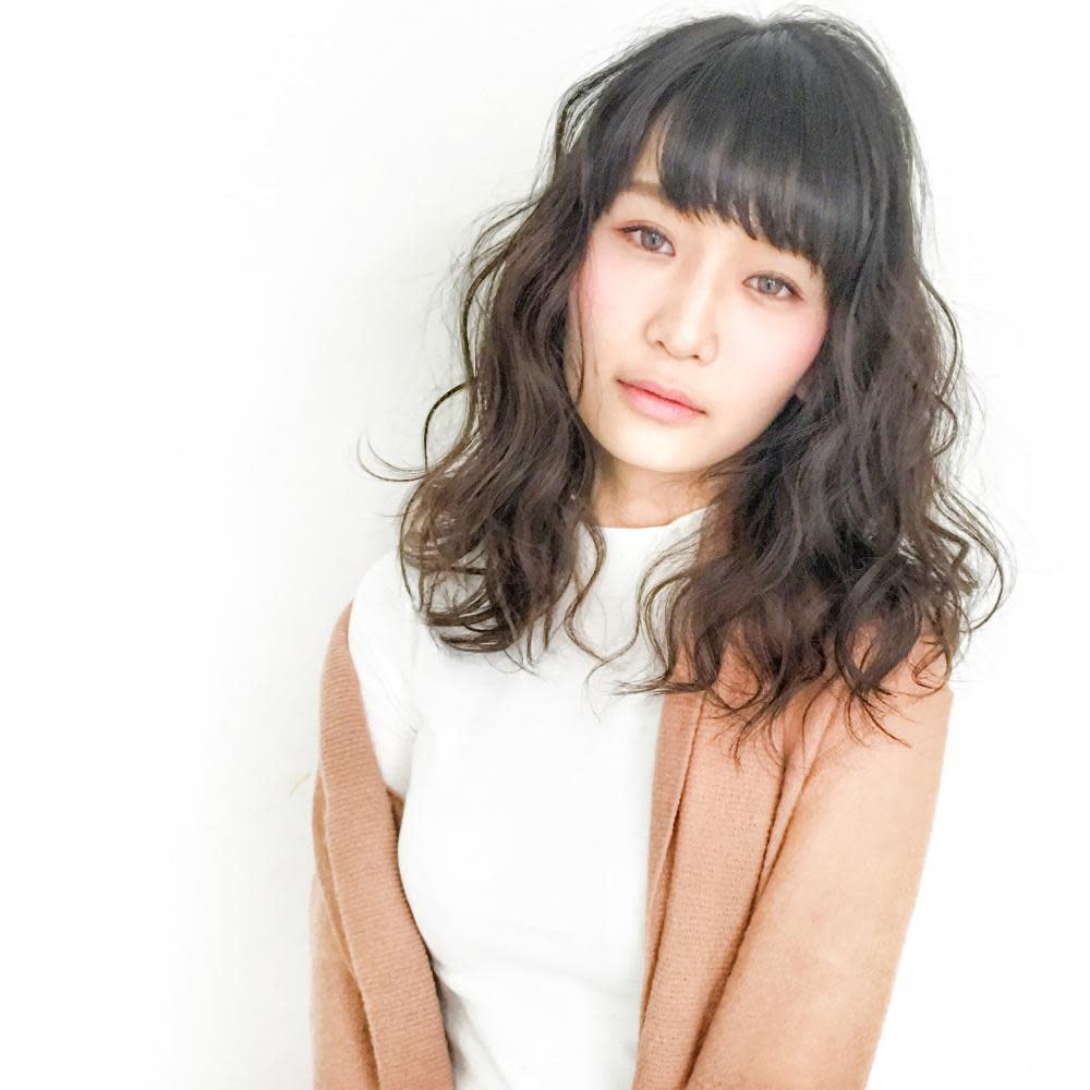 Arietta Ginza2鎌田優子 ゆるウェーブ Arietta Ginza 2 アリエッタギンザツー のヘアスタイル 美容院 美容室を予約するなら楽天ビューティ