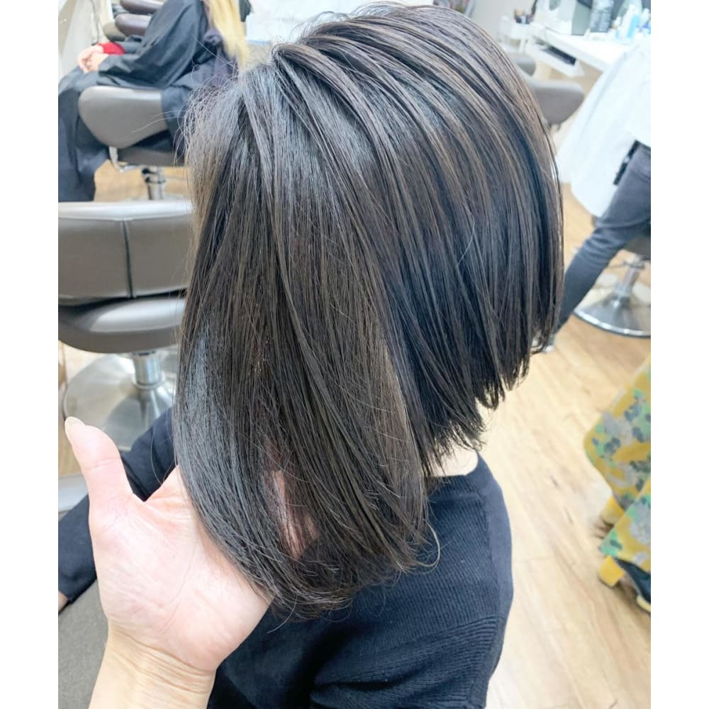 30代以降の女性に大人気 前下がりアシメボブ crea能見台 クレアノウケンダイ のヘアスタイル 美容院 美容室を予約するなら楽天ビューティ 30代以降の女性に大人気 前下がりアシメボブ crea能見台 クレアノウケンダイ のヘアスタイル 美容院 美容室を予約するなら楽天ビューティ