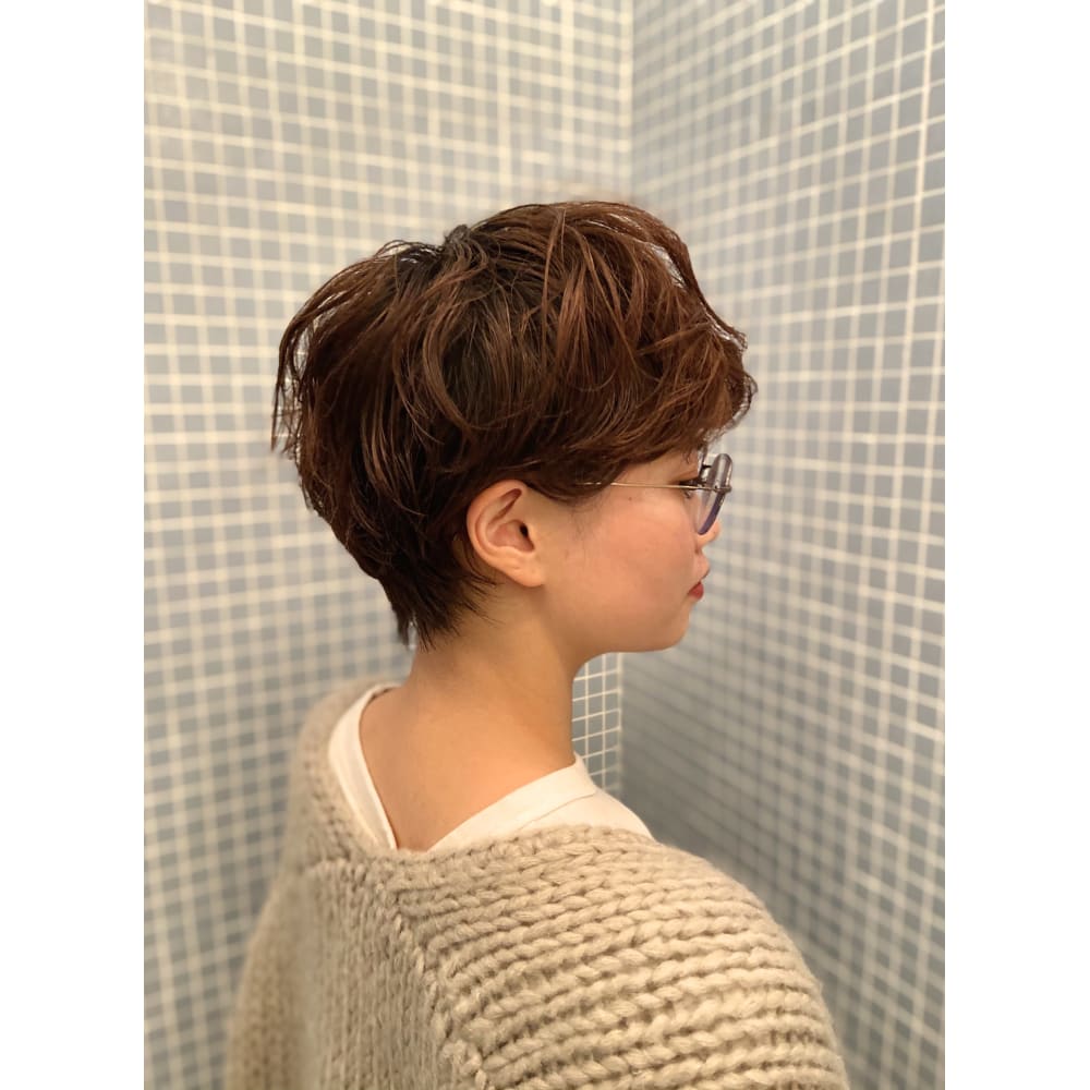 ソフトカーリーマッシュショート Beautrium 福岡 ビュートリアム のヘアスタイル 美容院 美容室を予約するなら楽天ビューティ