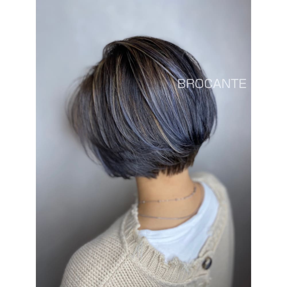 ハイライト シルバー マッシュショート 3dカラー 小顔 Brocante Luxbeブロカントラックスビー立川北口店 ブロカントラックスビータチカワキタグチテン のヘアスタイル 美容院 美容室を予約するなら楽天ビューティ