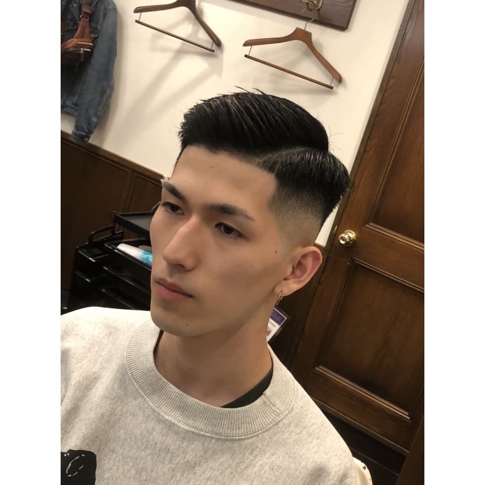 73ハードパートスキンフェード Hiro Ginza Hair Salon 新橋 日比谷口店 ヒロギンザヘアーサロンシンバシヒビヤグチテン のヘアスタイル 美容院 美容室を予約するなら楽天ビューティ