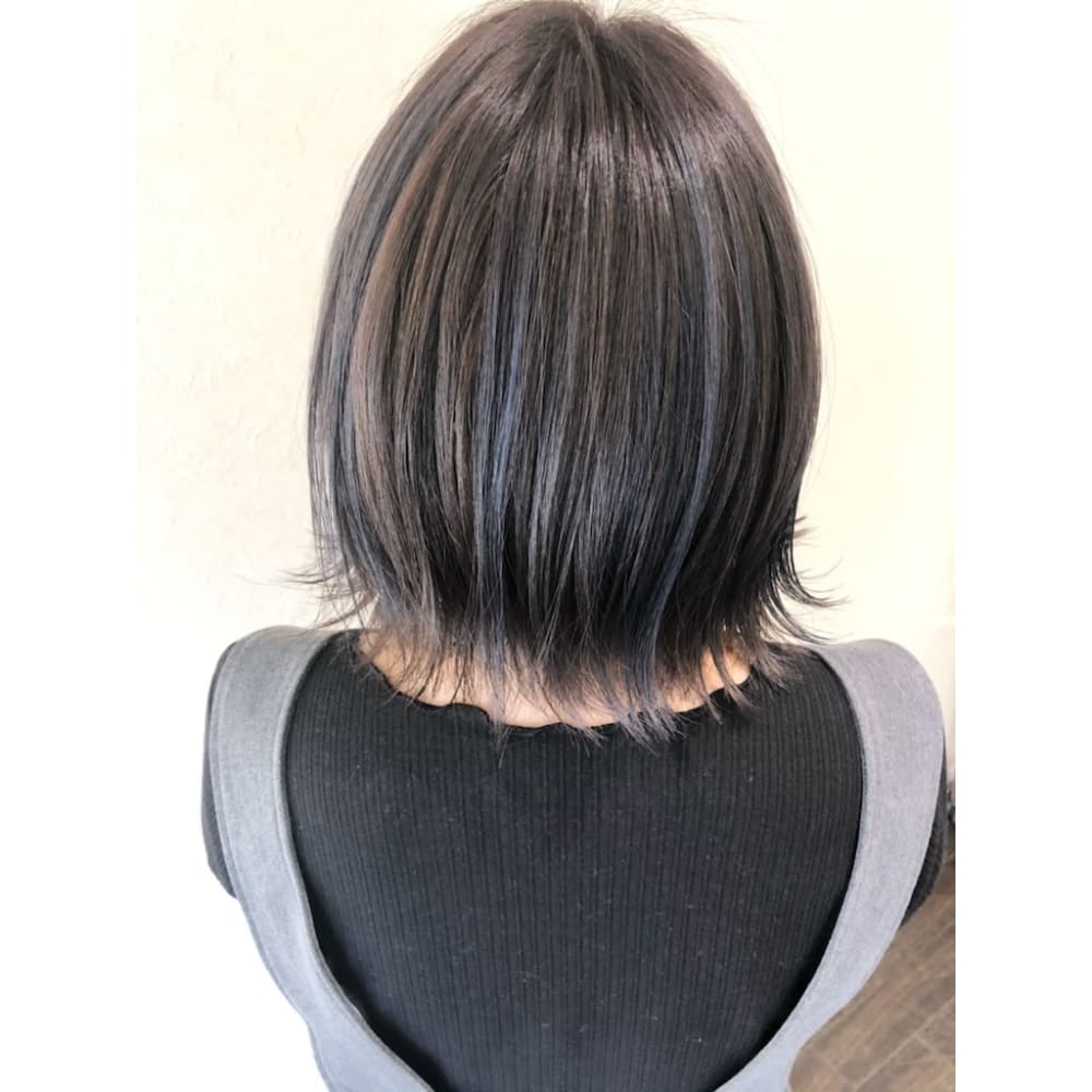 ハイライト ボブ ダークグレージュ 切りっぱなし Super Cut 元町店 スーパーカットモトマチテン のヘアスタイル 美容院 美容室を予約するなら楽天ビューティ