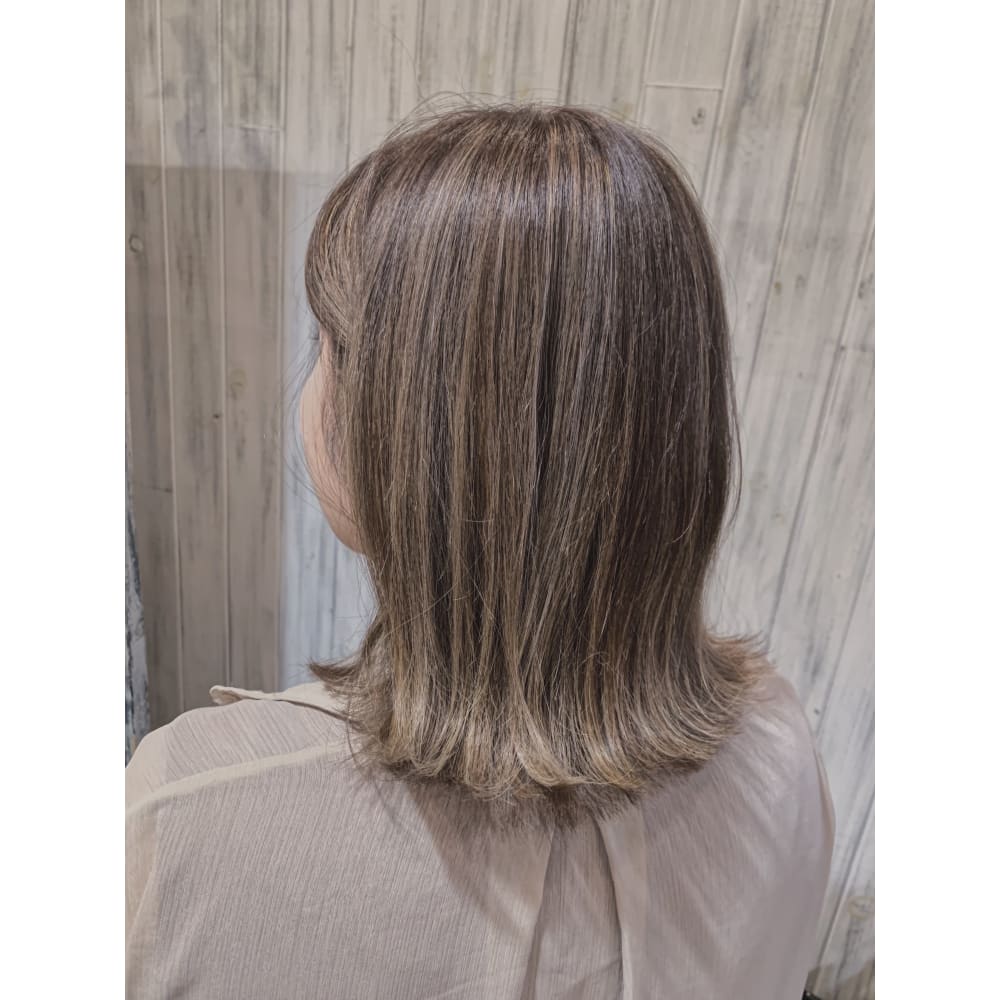 当日予約歓迎 彡 透明感 外国人風 あなたの理想とする色味を表現します カラーに特化 Rinne甲東園 リンネ リンネ のこだわり特集 美容院 美容室を予約するなら楽天ビューティ