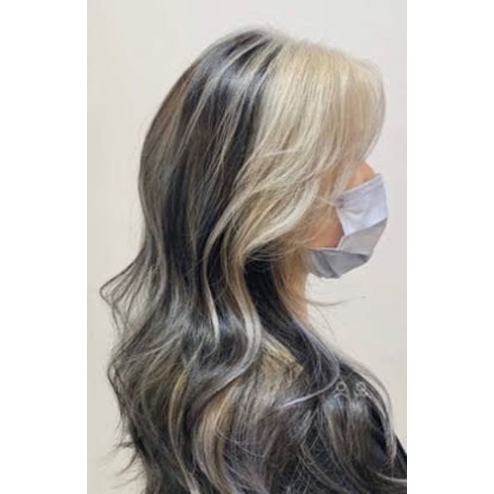 鬼滅の刃風なインパクトのあるインナーカラー ヘアサロン ウエーブ 流山店 ウェーブ のこだわり特集 美容院 美容室を予約するなら楽天ビューティ