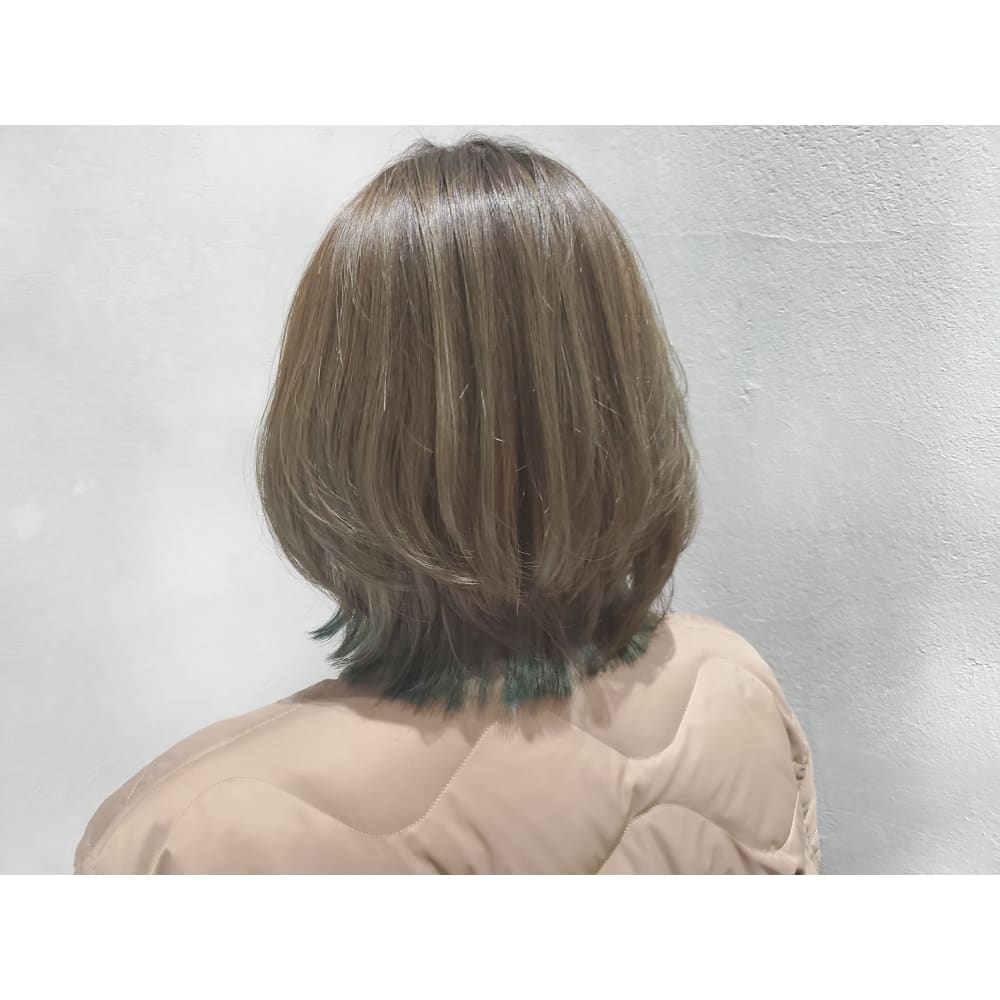 三軒茶屋 Liko 奏子 インナーカラーとボブレイヤー Liko リコ のヘアスタイル 美容院 美容室を予約するなら楽天ビューティ 三軒茶屋 Liko 奏子 インナーカラーとボブレイヤー Liko リコ のヘアスタイル 美容院 美容室を予約するなら楽天ビューティ