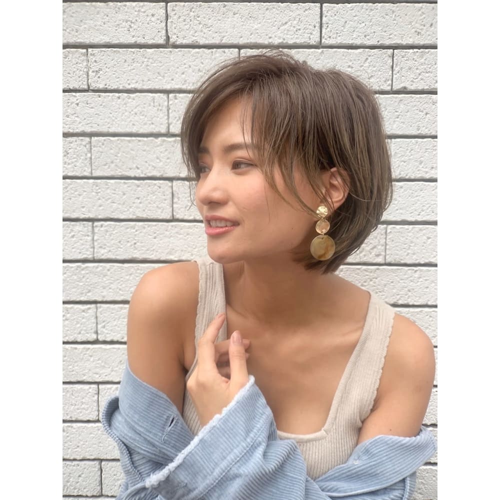 華奢見えショート 横顔美人style Reve By Lond レーヴバイロンド のヘアスタイル 美容院 美容室を予約するなら楽天ビューティ 華奢見えショート 横顔美人style Reve By Lond レーヴバイロンド のヘアスタイル 美容院 美容室を予約するなら楽天ビューティ