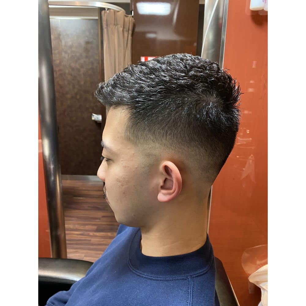 濡れパンスキンフェード 新橋 日比谷 内幸町 理容室 床屋 Hiro Ginza Hair Salon 新橋 日比谷口店 ヒロギンザヘアーサロンシンバシヒビヤグチテン のヘアスタイル 美容院 美容室を予約するなら楽天ビューティ 濡れパンスキンフェード 新橋 日比谷 内幸町 理容室 床屋 Hiro Ginza Hair Salon 新橋 日比谷口店 ヒロギンザヘアーサロンシンバシヒビヤグチテン のヘアスタイル 美容院 美容室を予約するなら楽天ビューティ