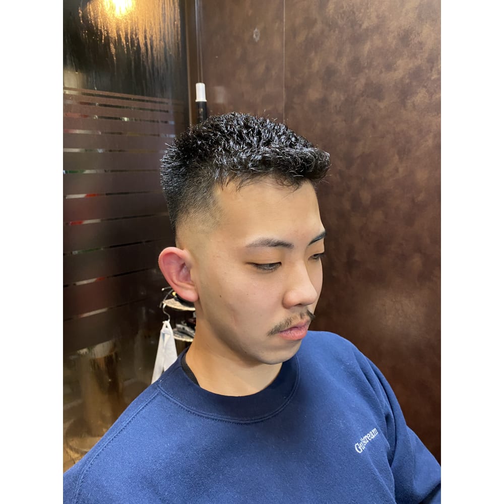 濡れパンスキンフェード 新橋 日比谷 内幸町 理容室 床屋 Hiro Ginza Hair Salon 新橋 日比谷口店 ヒロギンザヘアーサロンシンバシヒビヤグチテン のヘアスタイル 美容院 美容室を予約するなら楽天ビューティ 濡れパンスキンフェード 新橋 日比谷 内幸町 理容室 床屋 Hiro Ginza Hair Salon 新橋 日比谷口店 ヒロギンザヘアーサロンシンバシヒビヤグチテン のヘアスタイル 美容院 美容室を予約するなら楽天ビューティ