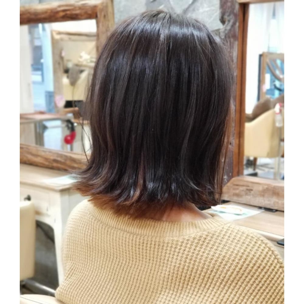 ボブ ブリーチなしインナーカラー Another Sky アナザースカイ のヘアスタイル 美容院 美容室を予約するなら楽天ビューティ